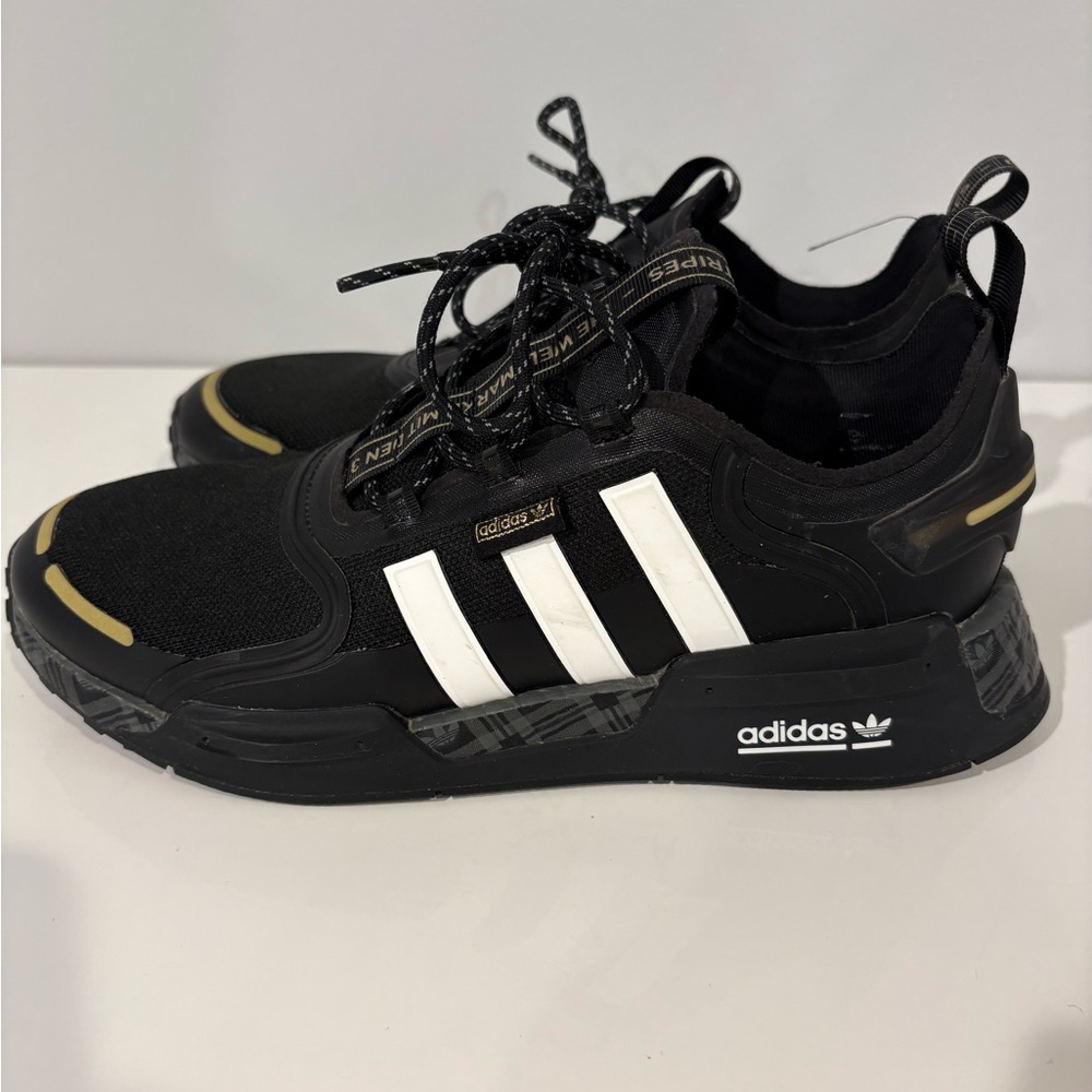 SZ 10 Adidas Originals NMD V3 Black White Gold Men’s Running Shoes